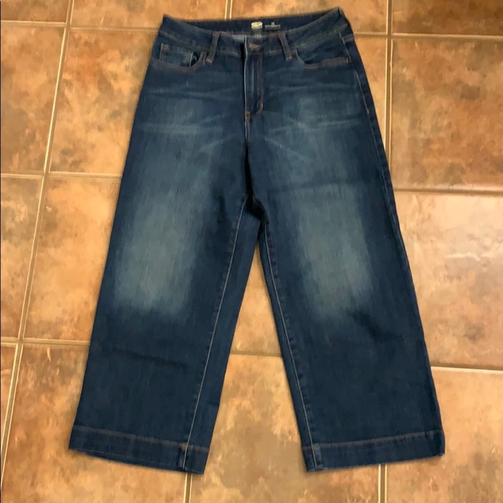 Old Navy Wide Leg Denim Capris